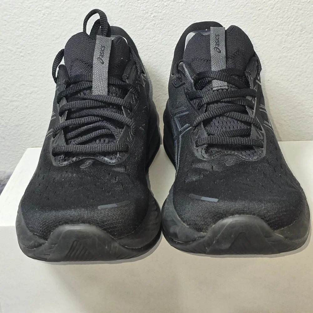 EUC Asics‎ Gel-Cumulus 26 Triple Black Running Shoes Women Size 10